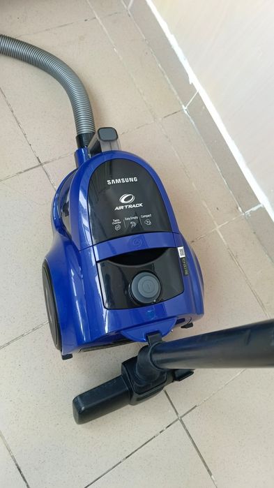 Пылесос  Samsung 1600w