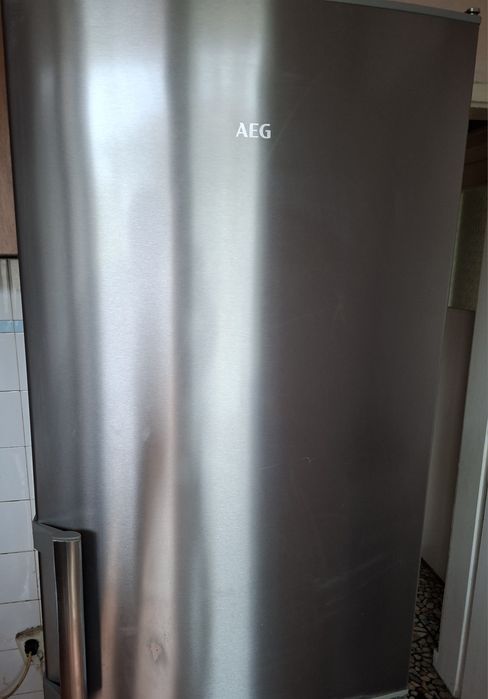 Хладилник AEG инокс