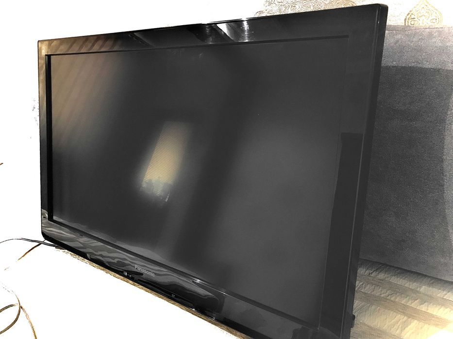 Телевизор Panasonic TX-LR32C3