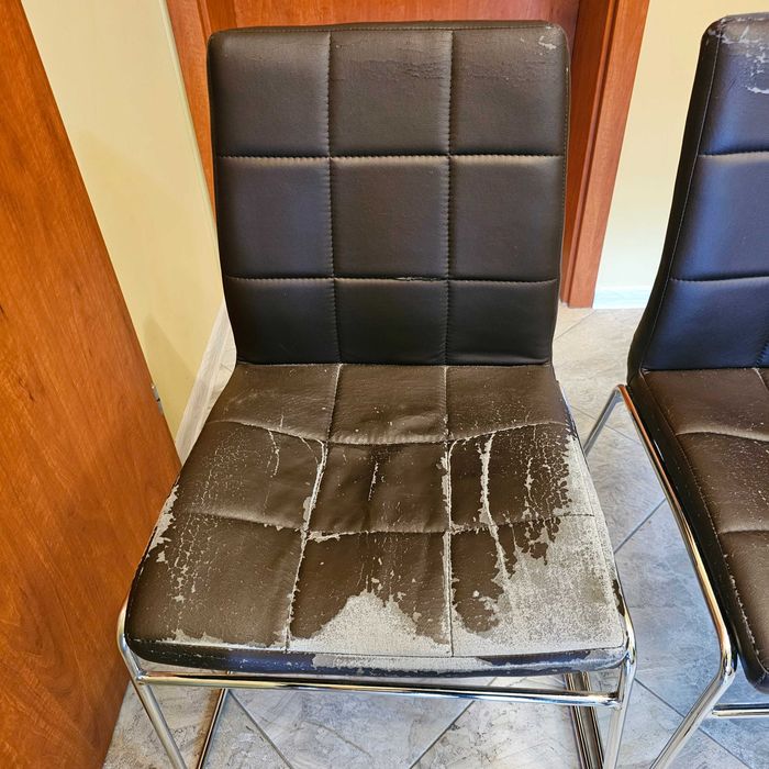 4 бр. Трапези столове