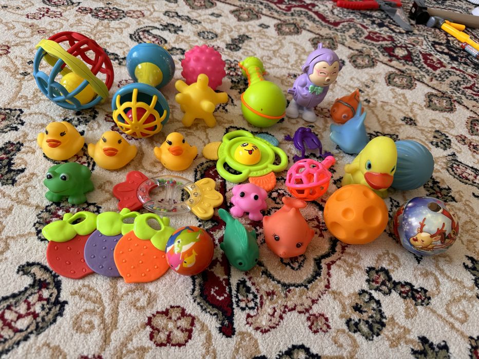 Продается детские игрушки