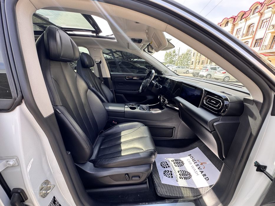 Leapmotor c11 белый