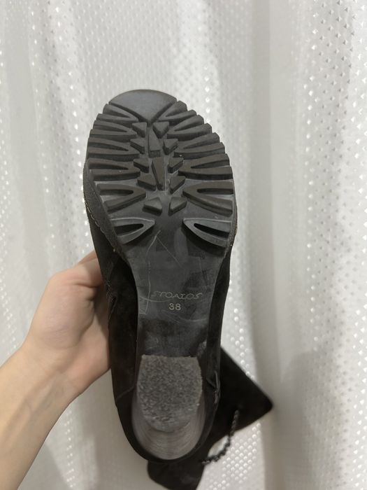 Продам зимние сапоги.