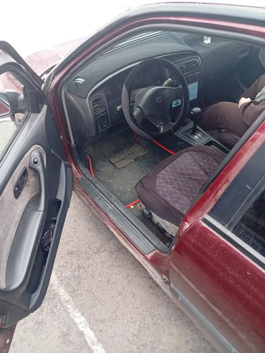 Ниссан премьера р10