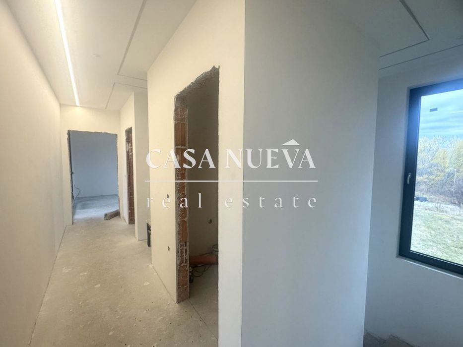 Продава се Къща в с. Рударци, Област Перник - 265 кв.м за 1695 €/кв.м - Снимка #8