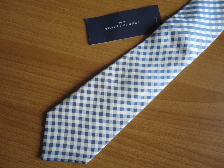 Hugo Boss/нова/оригинална вратовръзка