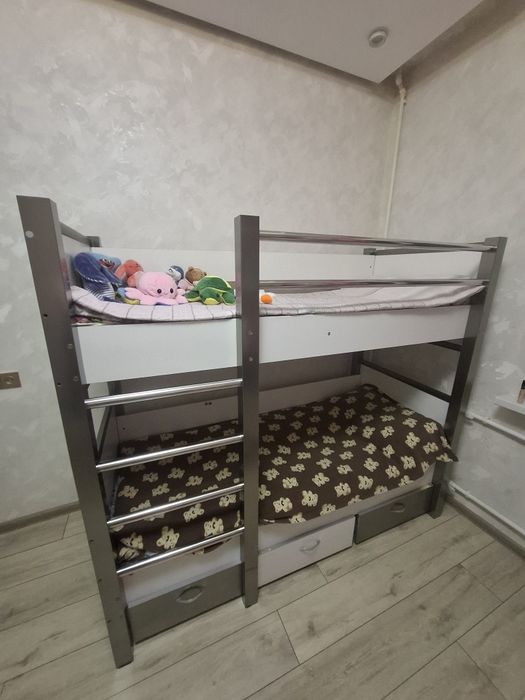 Двухъярусная  кровать