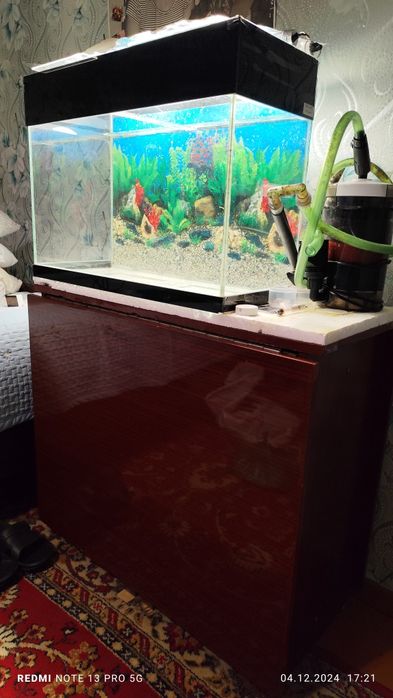Продам аквариум 65 л