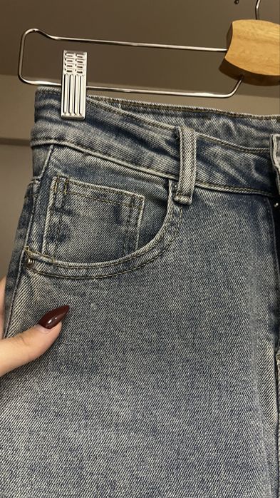 Джинсы женсие клеш