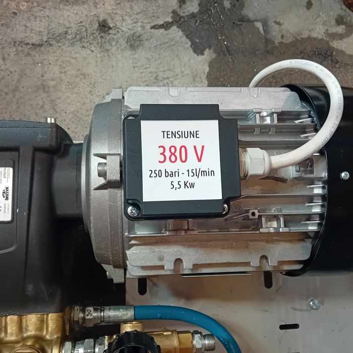 Aparat spalat cu presiune Mazzoni 250 bar 15l motor 5.5 kw Full inox