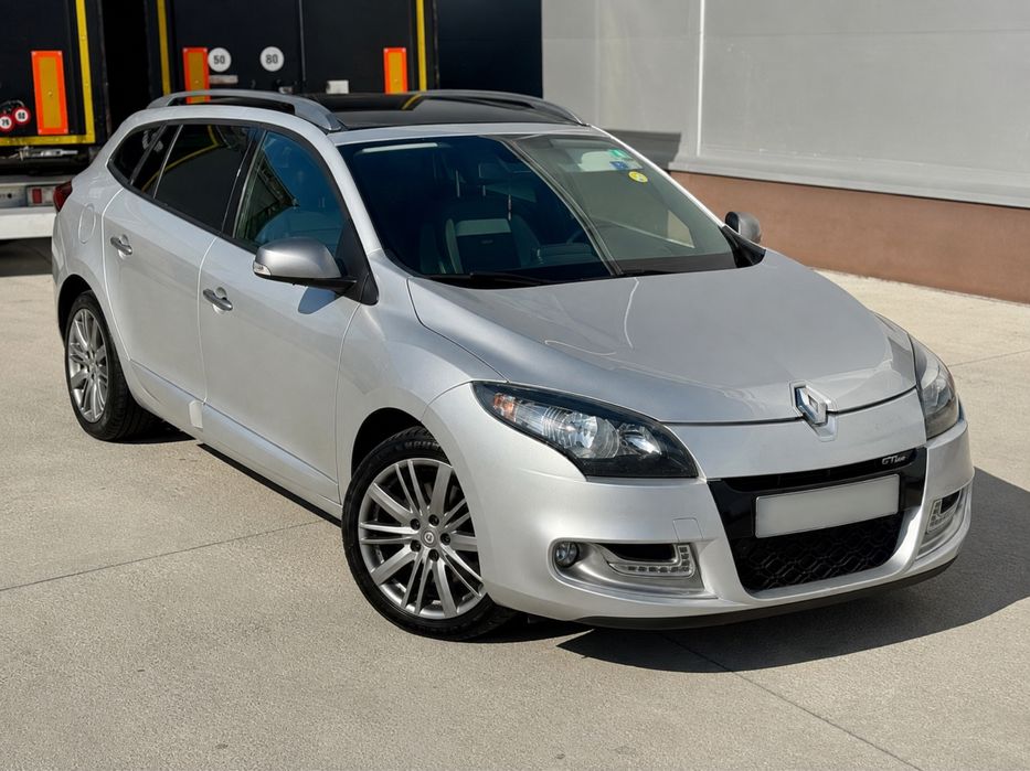 RENAULT Megane