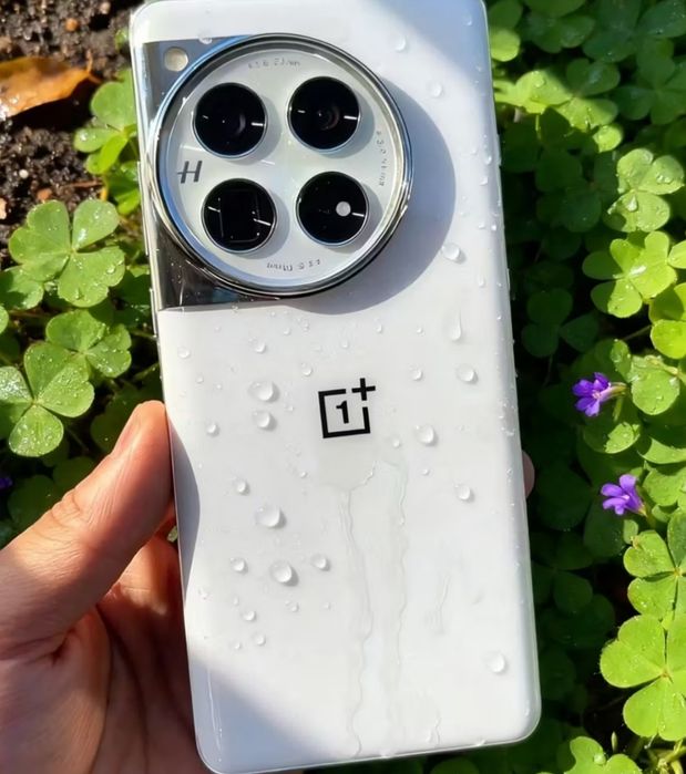 OnePlus 12 16/512 В идеале, не вскрывался