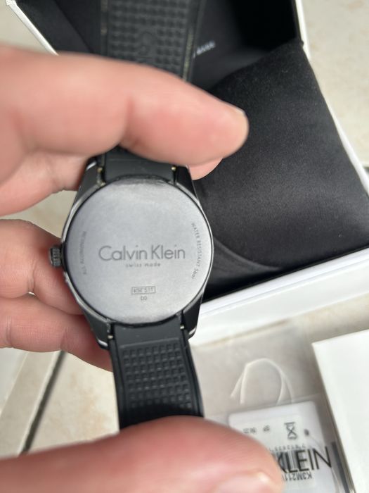 Часовник Calvin Klein Color  K5E51TBZ-Кварц,40мм