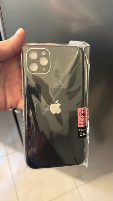 iPhone 11 Pro Max - КАТО НОВ, Кутия, Зарядно, ПОДАРЪК КЕЙС