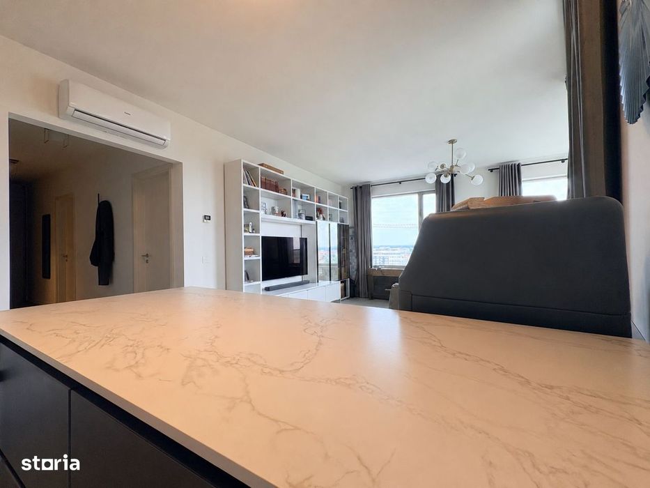 Apartament modern, luminos, cu vedere panoramică superbă asupra orașul