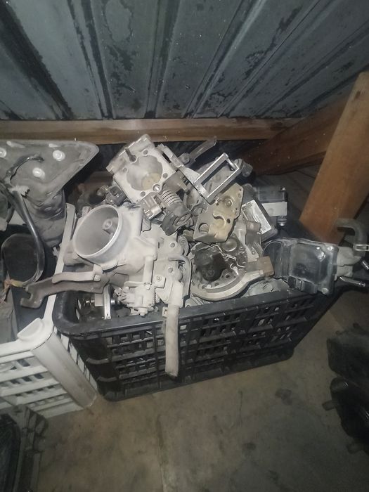 Дросленая заслонка