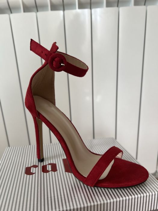 Дамски червени токчета