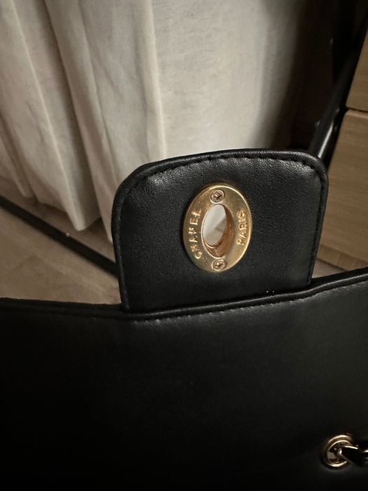 Класическа чанта Chanel!