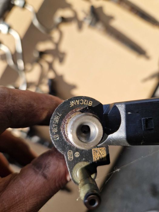 Kit Injectoare + Pompa Inalta BMW X5 X6 e70 e71 Euro5 306 Cp / 245 Cp