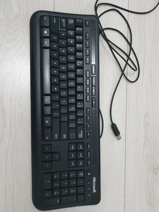 Tastatura Microsoft Wired 600