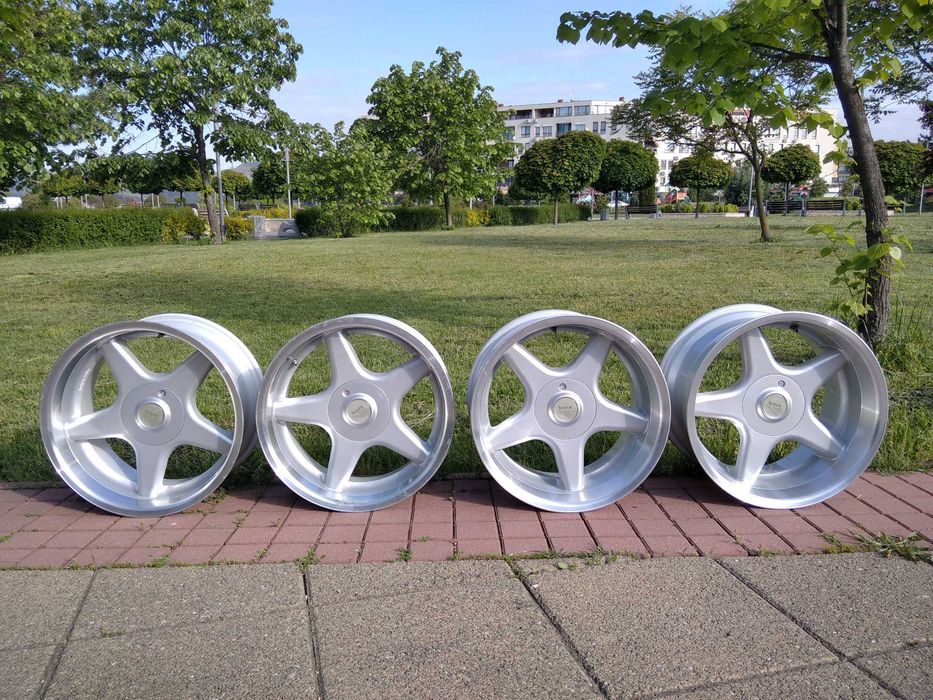 " BROCK B1 " - 8.5J x 17  -  10J x 17 - 5 x 120 БМВ BMW