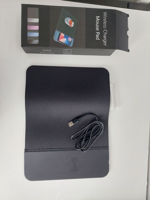 Mouse pad wireless charger