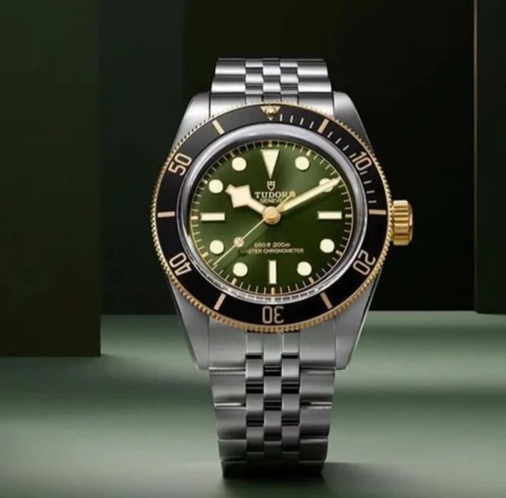 Tudor black bay Geneve
