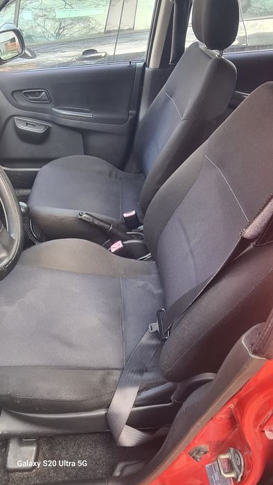 Продавам Suzuki Ignis 1.3