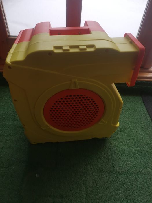Suflanta aer 2.000W ,1.200W, 750W  tobogane, gonflabile, bubble house