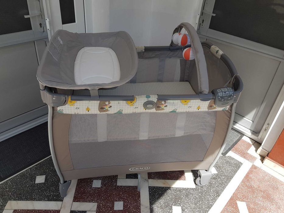 Patut Graco Contour Electra