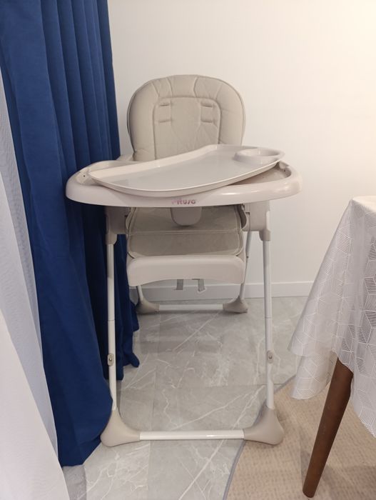 Детский столик от бренда Pituso