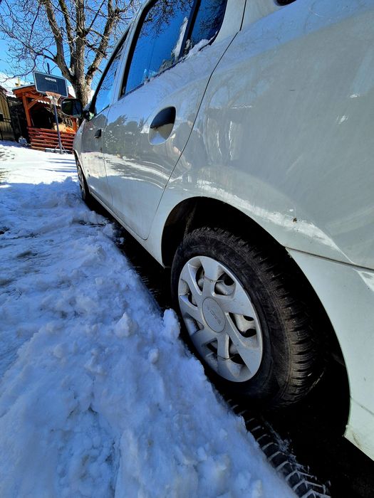 Dacia Logan, alba, Brasov