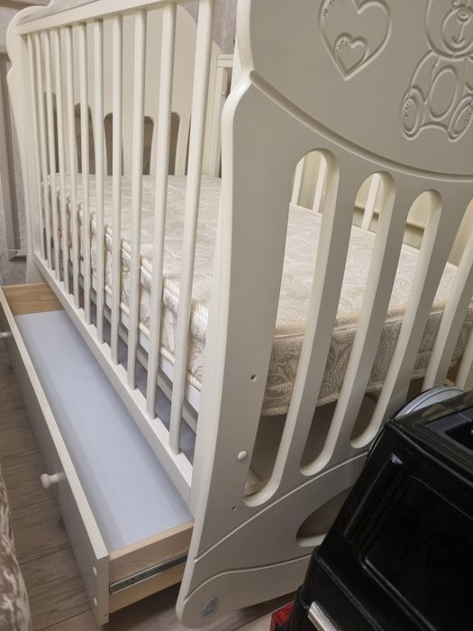 детская кроватка