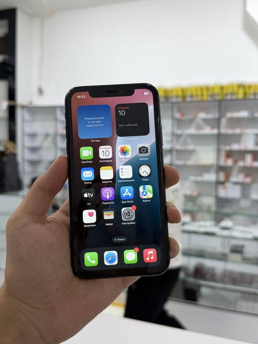 iPhone xr 128gb срочни сотилади