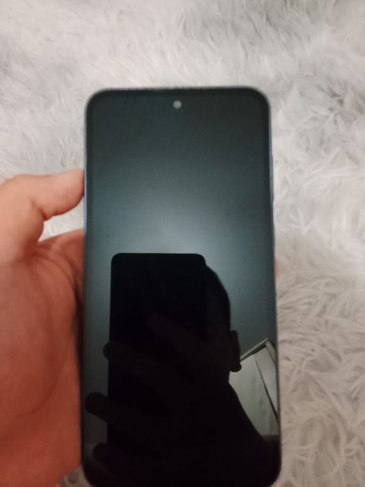 Обменяю Samsung A35 и Samsung A52