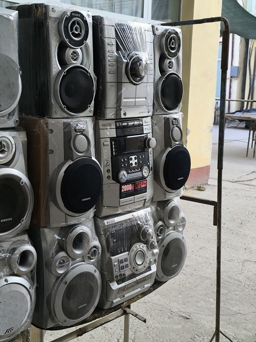 Музыкальные центры Samsung, Sony