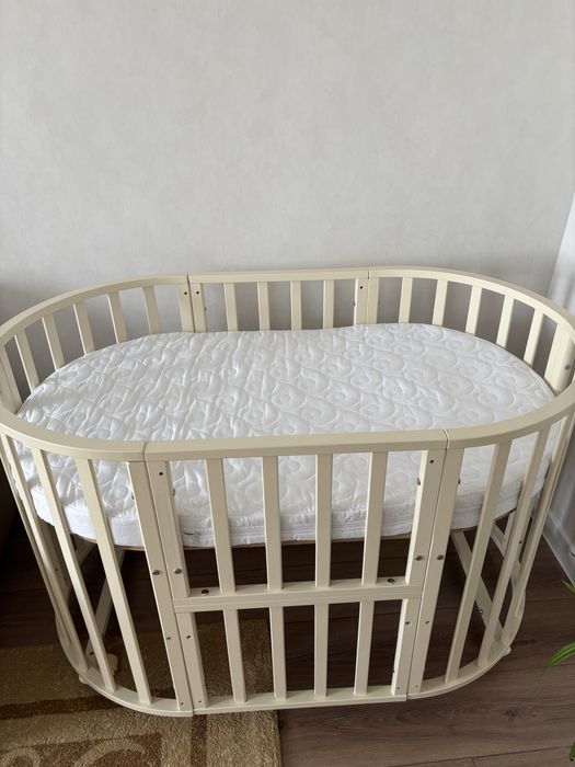 Продам детскую кроватку