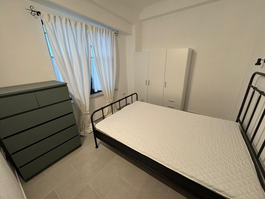 3 camere de inchiriat la curte privata Sanpetru