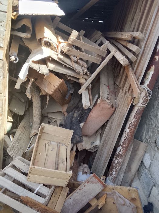 Sotiladigan o'tin va taxtalar.Продаются дрова и доски