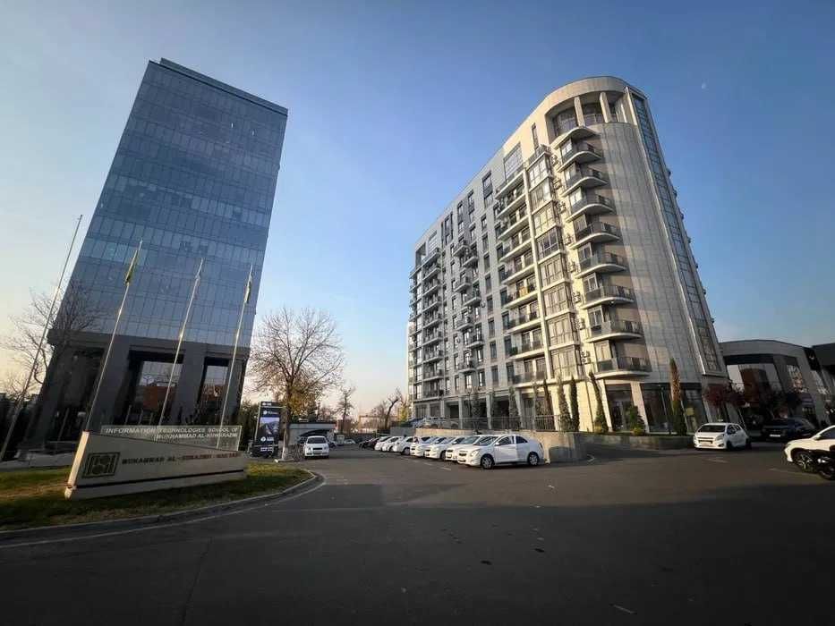 Сдается квартира на IT-PARK Ул. Махумтумкули 2-х комнатная евро ремонт