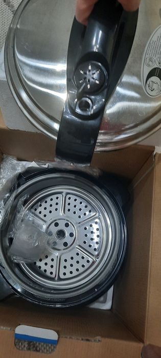 Мультиварка Scarlett