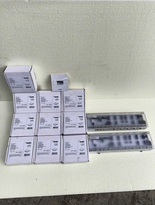 Termostat Rehau Nea H 230V, incalzire pardoseala, nou, sigilat