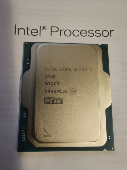 Procesor Intel Core Ultra i5-245K, performant