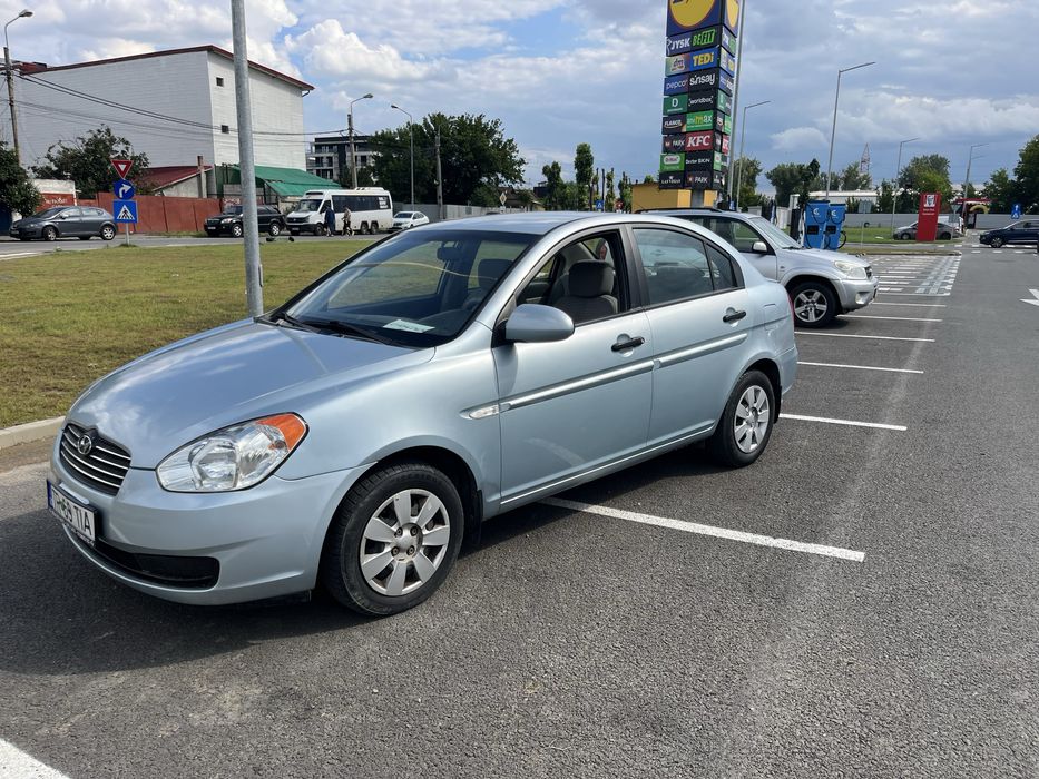hyundai accent