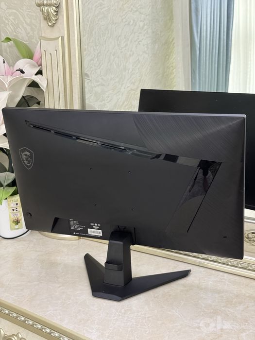 Msi 27 180hz 2K manitor monitor
