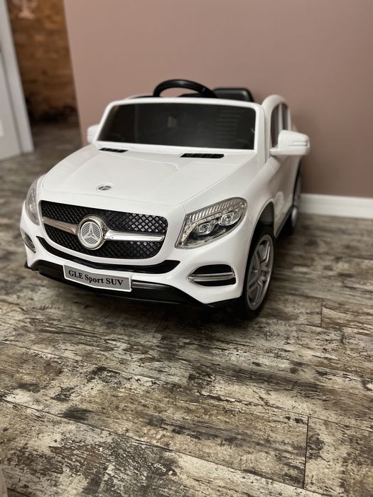 Детска акумулаторна кола Mercedes-GLE-sport suv