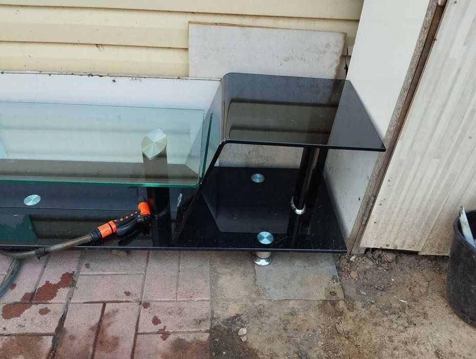 Тумба телевизионная стекло