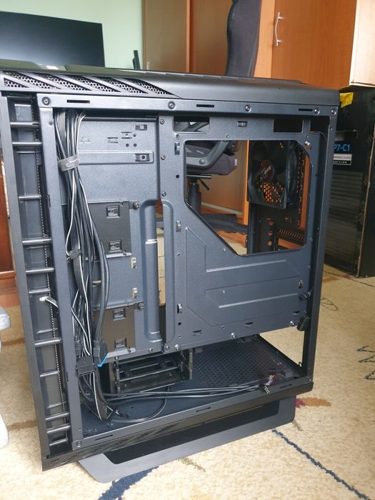 Aerocool P7-C1 TG+ 3* SilentiumPC Corona+ controler RGB