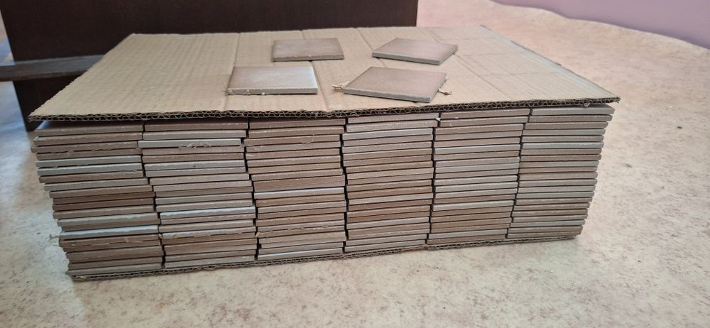 Малки плочки 7.5см/7.5см