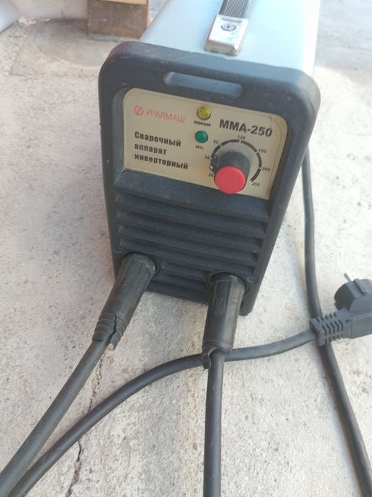 Аппарат сварочный Уралмаш ММА 250
